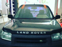Замена лобового стекла для Land Rover фото после