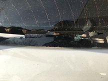 Фото повреждения заднего стекла BMW
